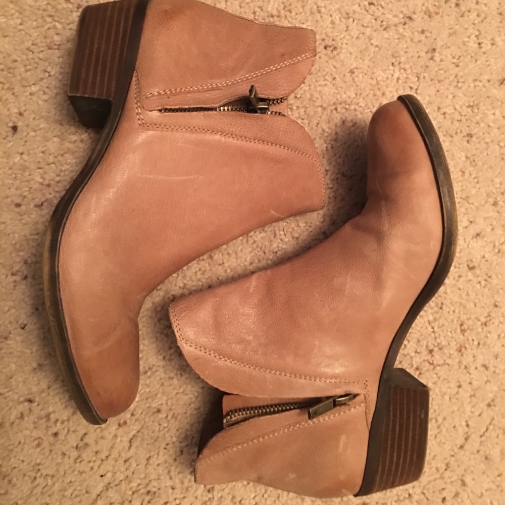 Lucky brand leather boots size 8